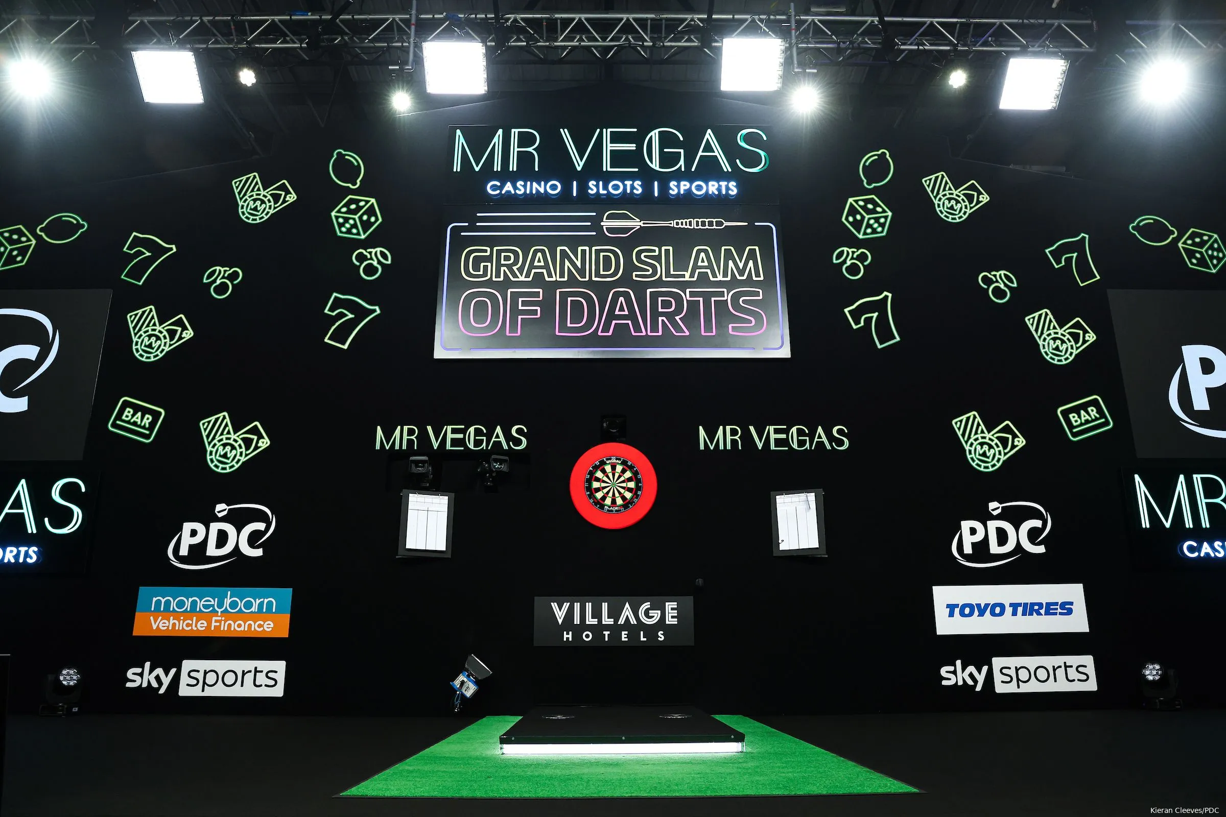 gsod24 stage branding01