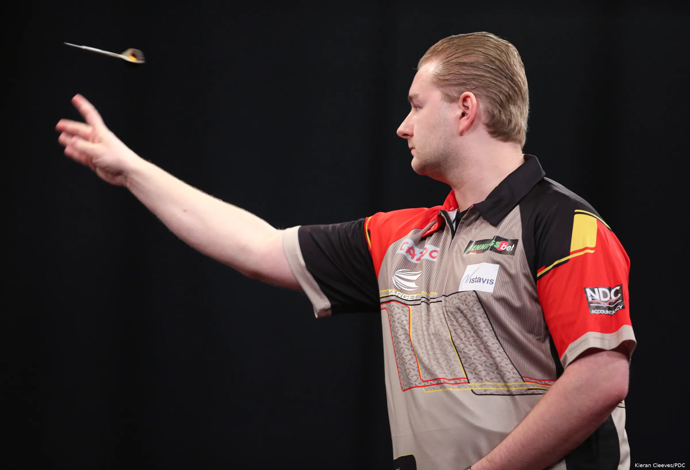 2023ukopenr4 dimitri van den bergh3