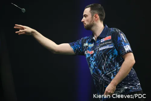 Luke Humphries in action at the Grand Slam of Darts
