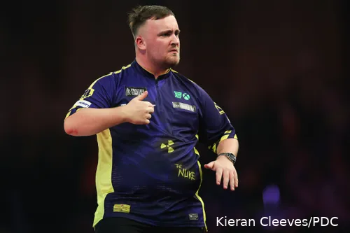 Luke Littler takes on Stephen Bunting in the semifinals