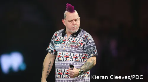 Peter Wright takes on Alexis Toylo in the opening round of the Bahrain Darts Masters