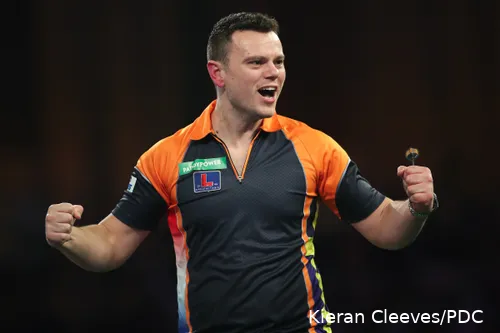 Für Jeffrey de Graaf beginnt seine achte Teilnahme an einer Weltmeisterschaft mit einem Spiel gegen Rashad Sweeting am 17. Dezember