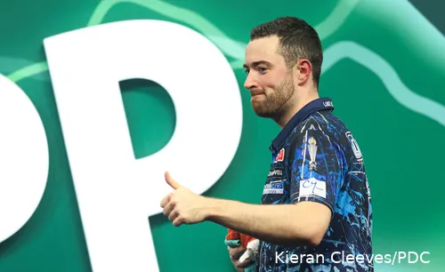 Luke Humphries trifft im Viertelfinale der Bahrain Darts Masters auf Nathan Aspinall
