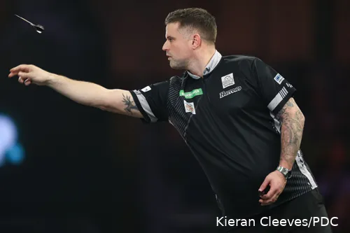 Luke Woodhouse in actie op het WK Darts
