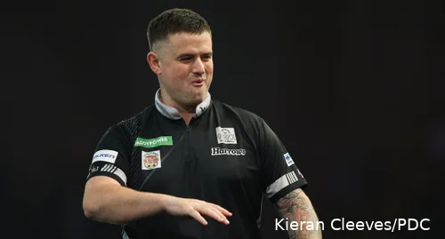 Woodhouse had soms mazzel dat Krcmar meerdere pijlen op de dubbels miste.