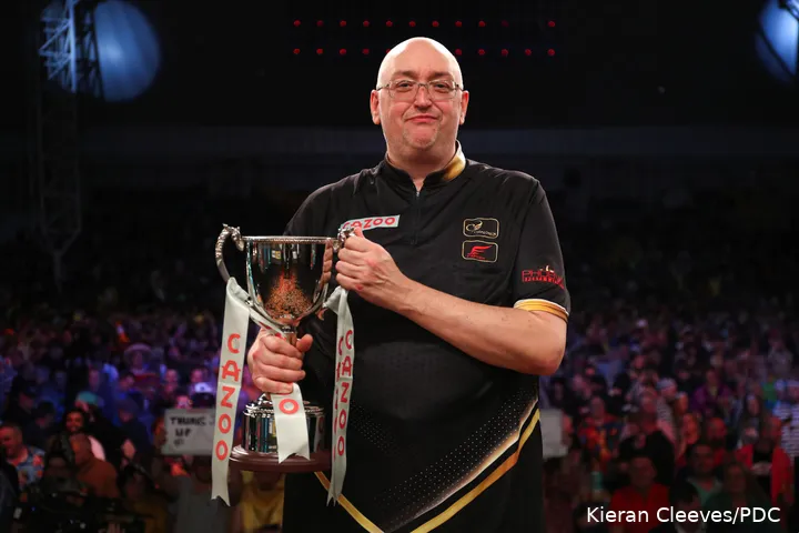 Andrew Gilding became the oldest darter in PDC history to win his first major final