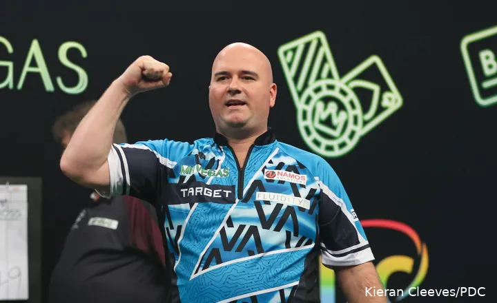Rob Cross goes on the hunt for his second world title