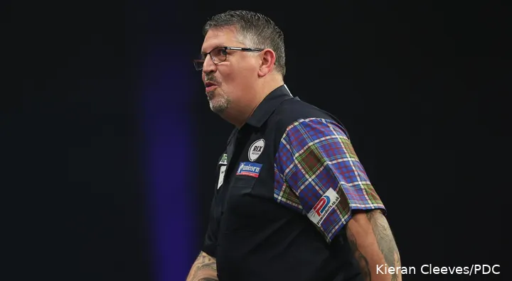 Gary Anderson has the potential to beat all the world's top players, but mainly shows it at floor tournaments