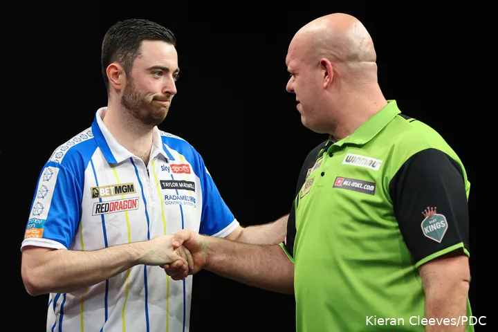 Luke Humphries &amp;amp;amp; Michael van Gerwen shake hands