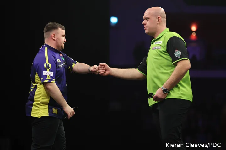 Luke Littler und Michael van Gerwen
