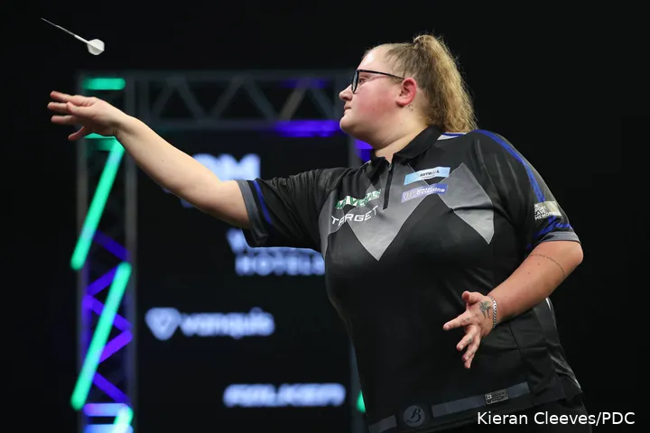 Präsentierte sich beim Grand Slam of Darts 2025 in bestechender Form: Beau Greaves