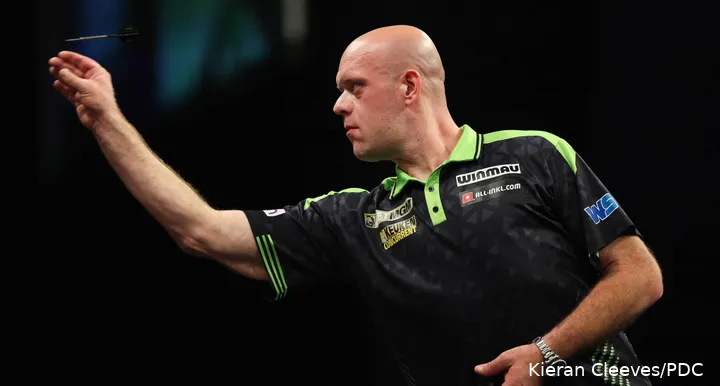 Michael van Gerwen erreicht bei den International Darts Open in Riesa den Finaltag, ist mit seiner Leistung aber alles andere als zufrieden