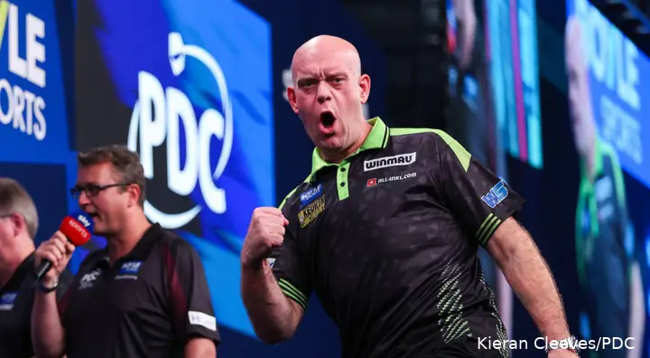 Michael van Gerwen jubelt.