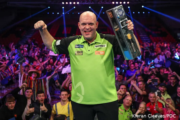 2022wgp michael van gerwen18