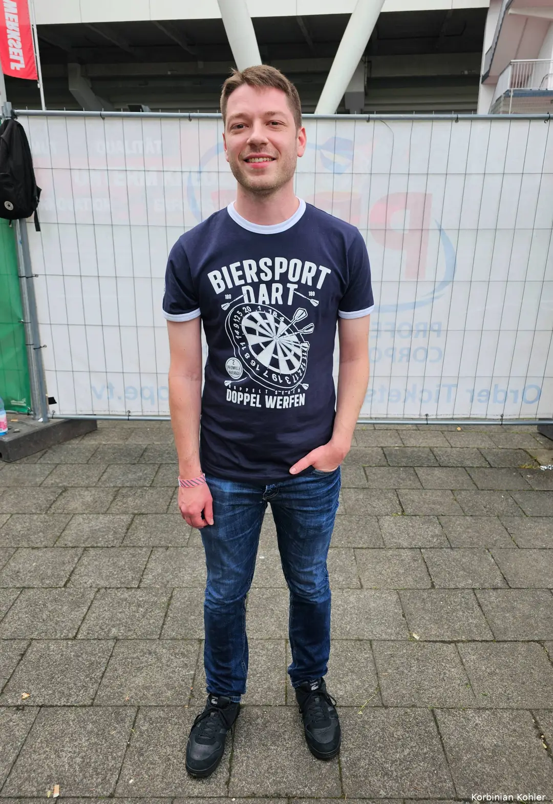 Die Qual der Wahl: Dieser Fan aus Luxemburg konnte sich nicht auf vier Namen festlegen