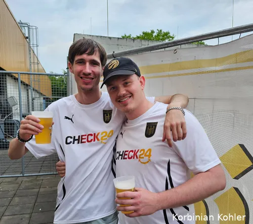 De Duitse nummer één mag niet ontbreken in het Duitse shirt: Fin en Johann steunen Martin Schindler in hun selectie