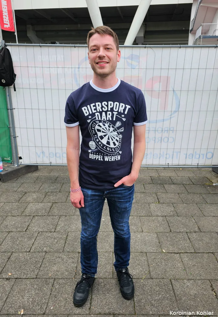 Die Qual der Wahl: Dieser Fan aus Luxemburg konnte sich nicht auf vier Namen festlegen