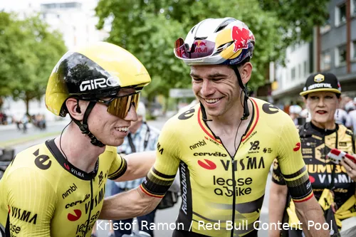 Wout van Aert y Matthew Brennan, estrellas del Team Visma | Lease a Bike