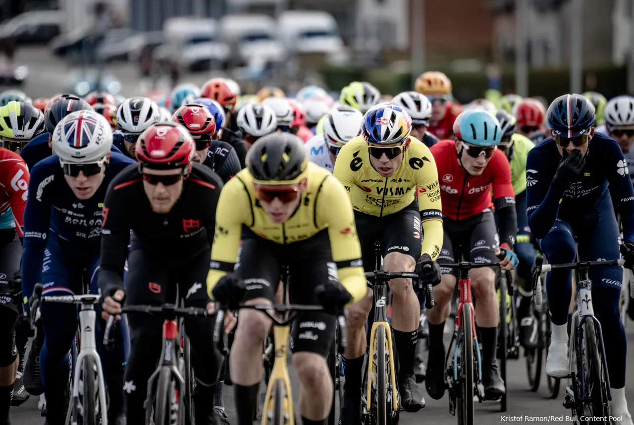 peloton klassiekers wout van aert matteo jorgenson