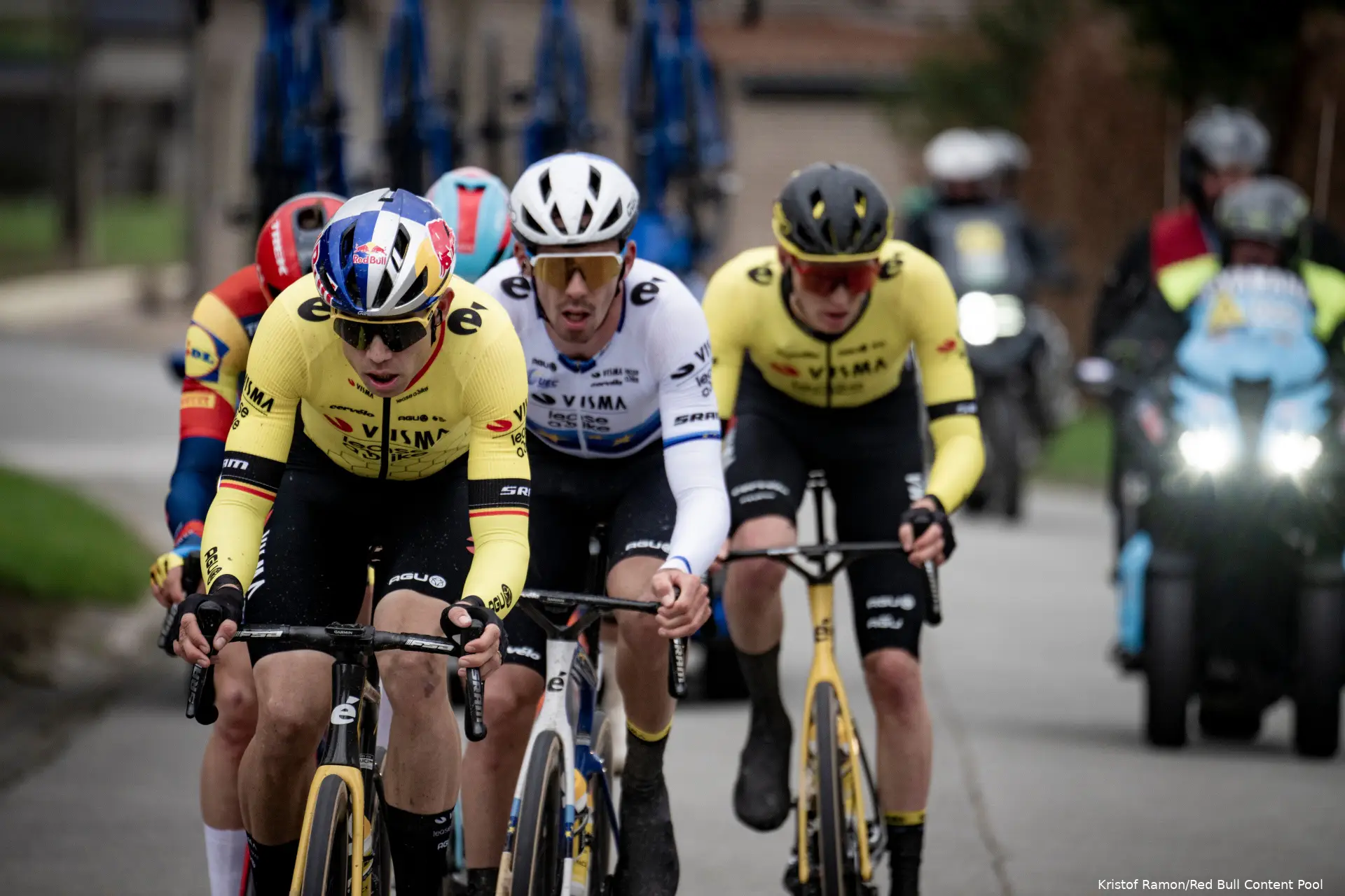 visma lease a bike laporte jorgenson van aert