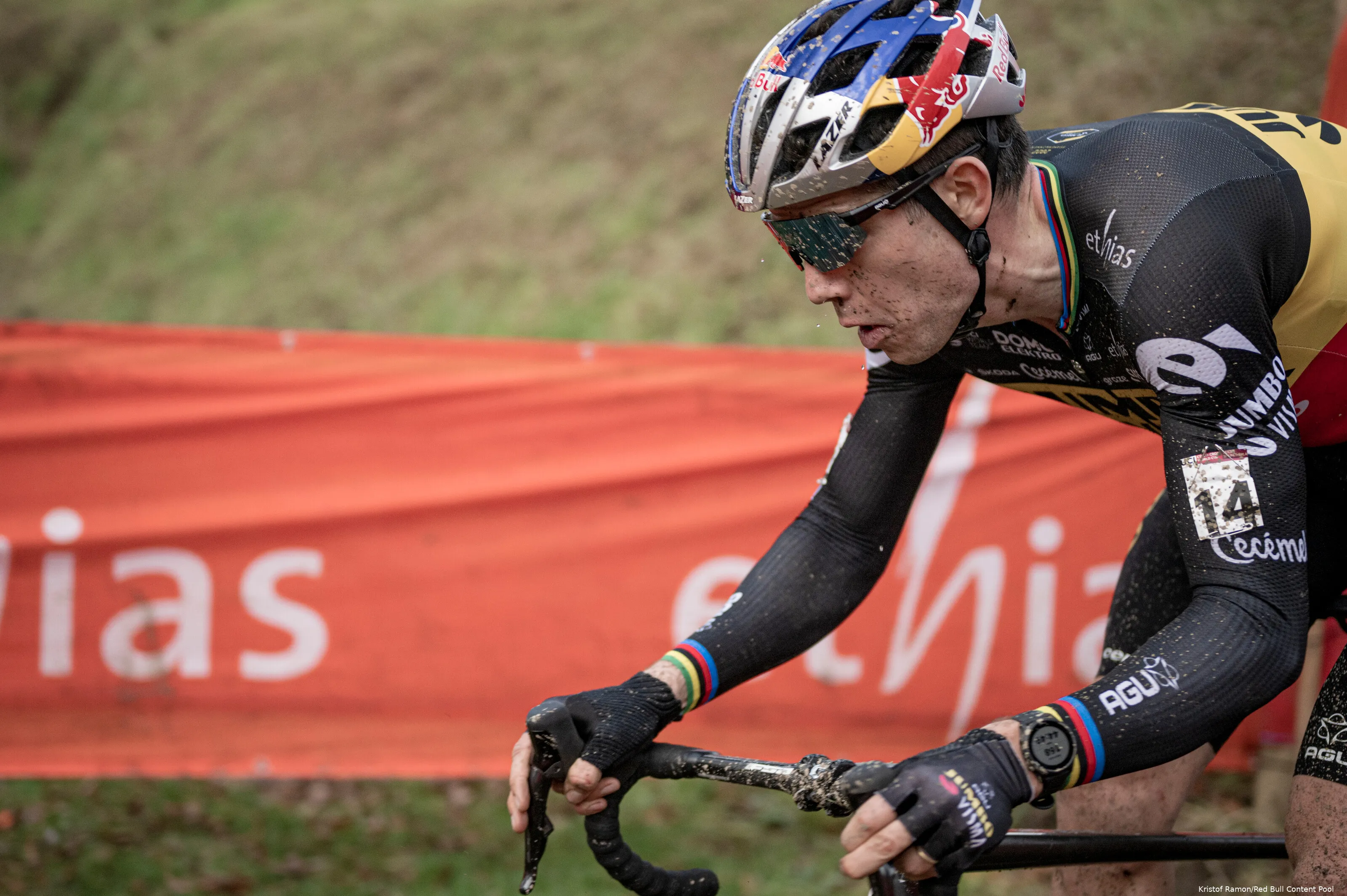 Wout van Aert Hulst 3