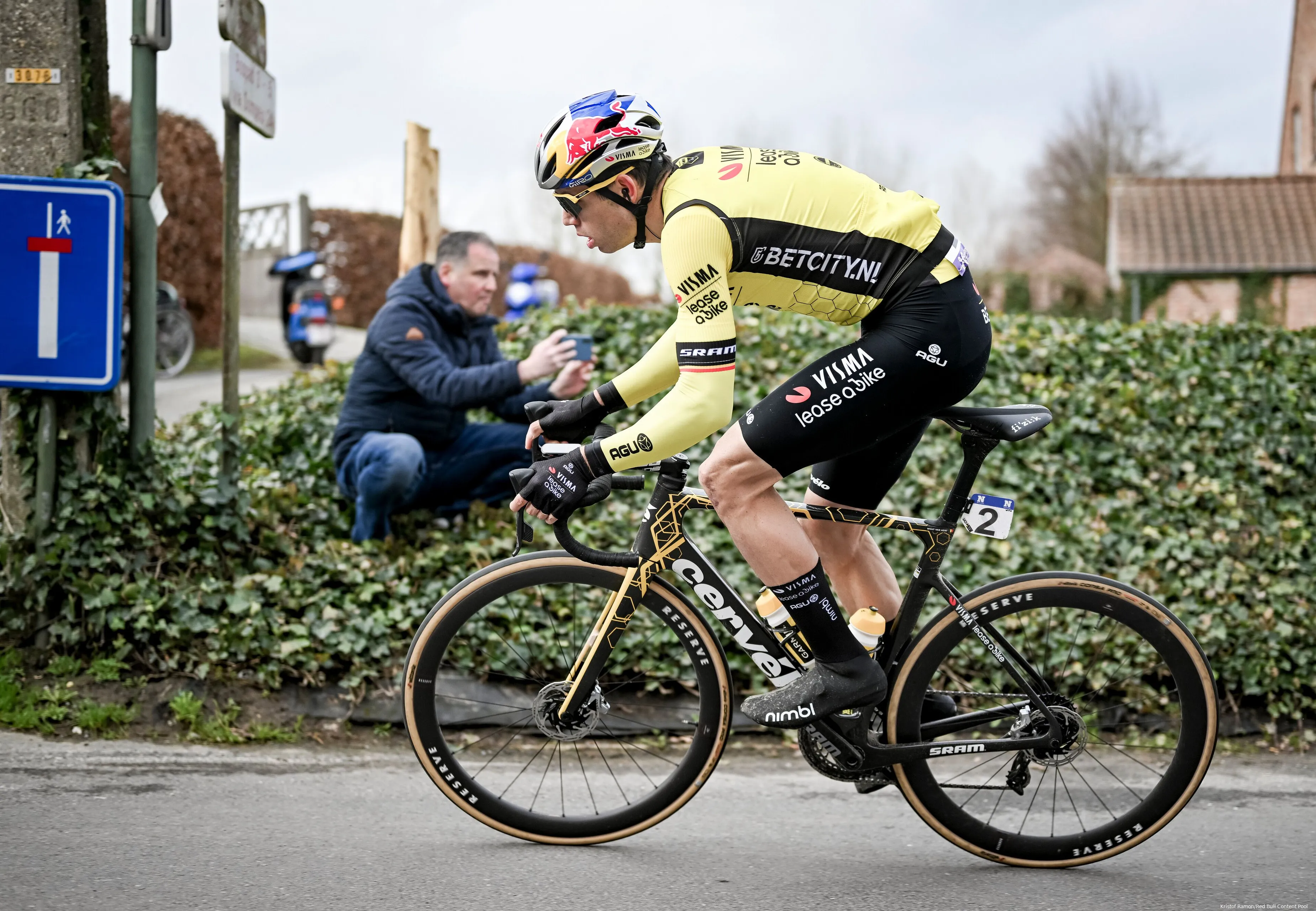 wout van aert 9