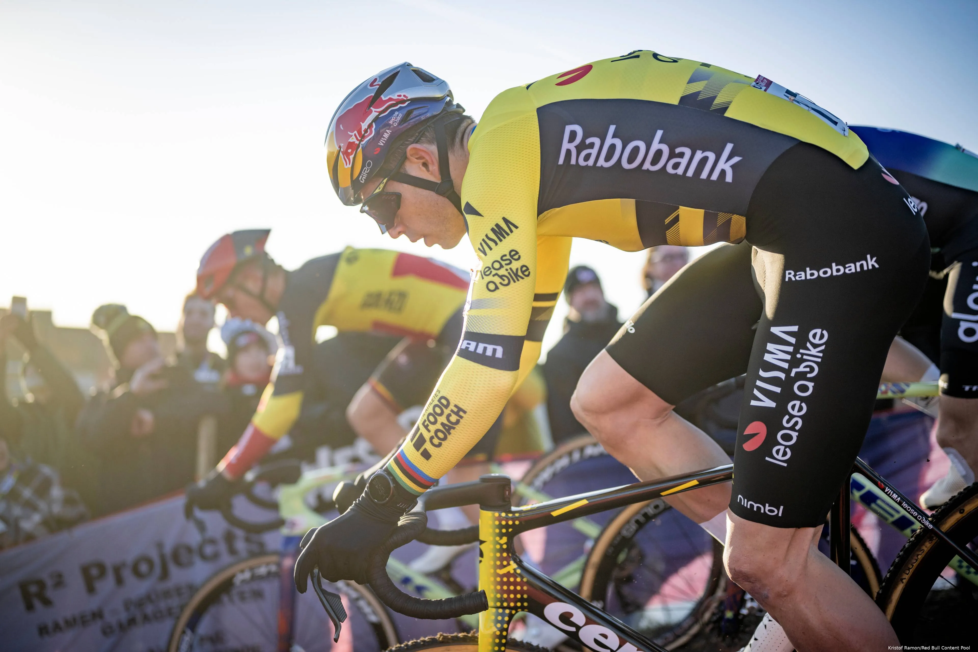 wout-van-aert-thibau-nys