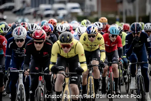 peloton klassiekers wout van aert matteo jorgenson