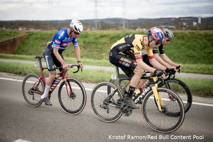 wout van aert mathieu van der poel tadej pogacar 1
