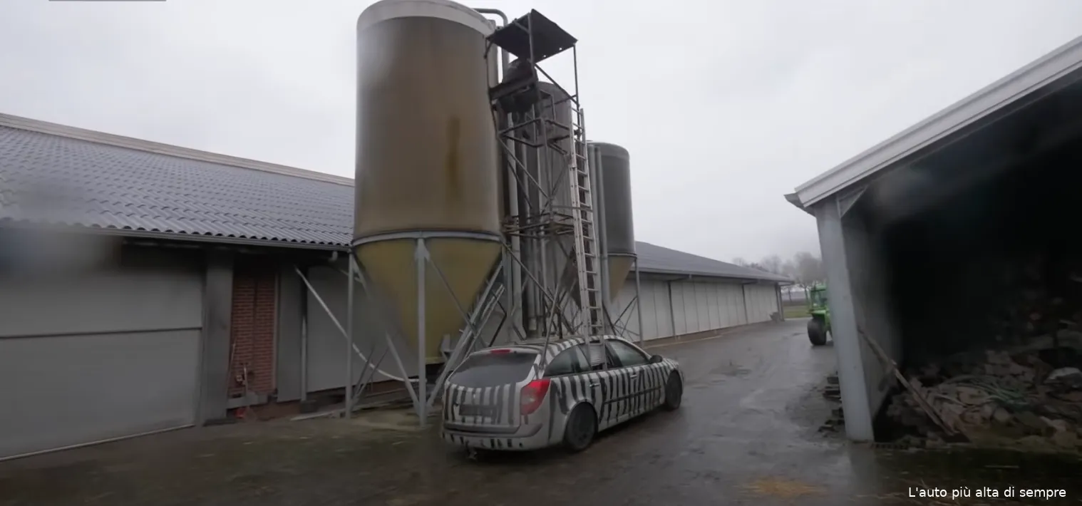 auto piu alta al mondo