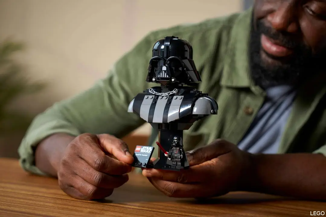 LEGO Darth Vader Buste