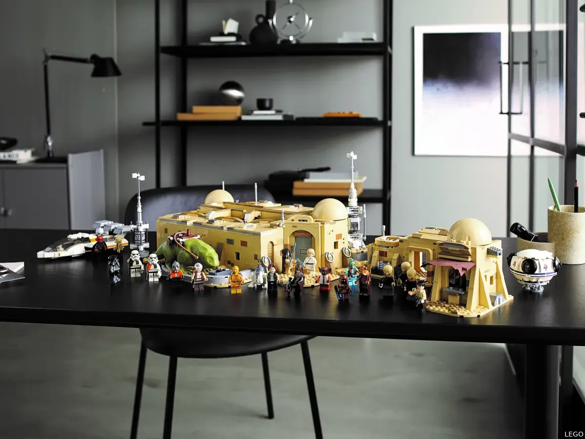 lego mos eisley cantina