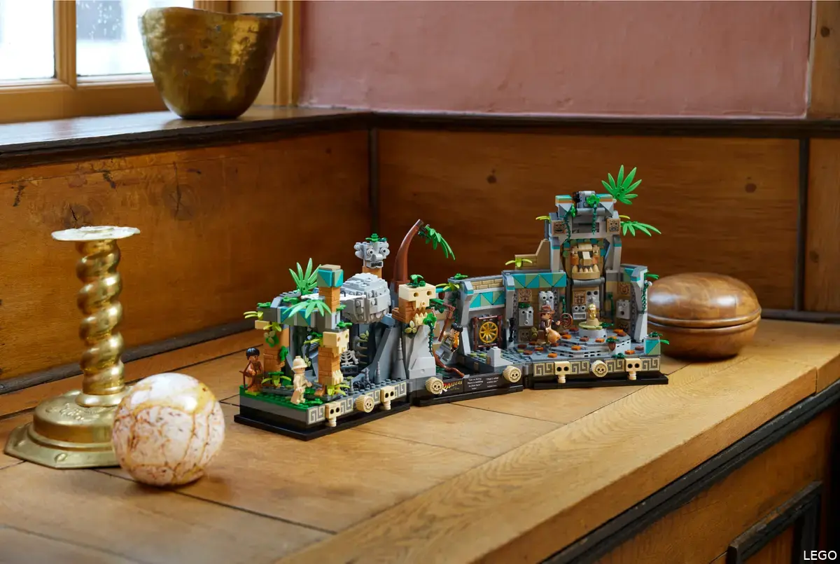 lego indiana jones golden idol