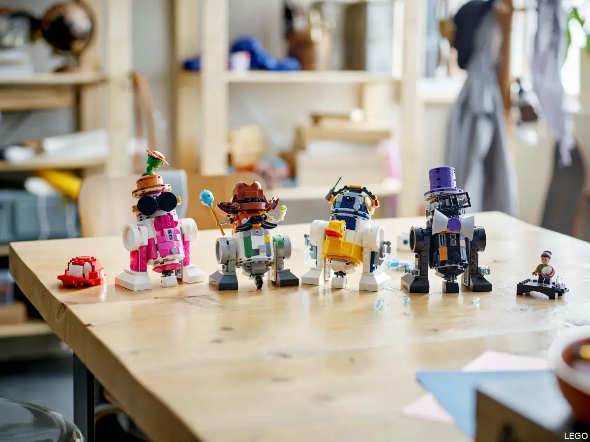 lego creative play droid builder