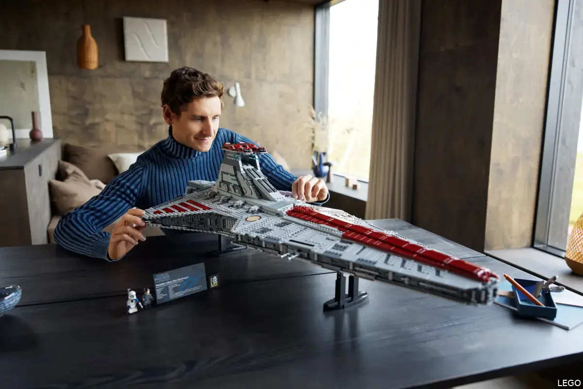 lego ucs venator