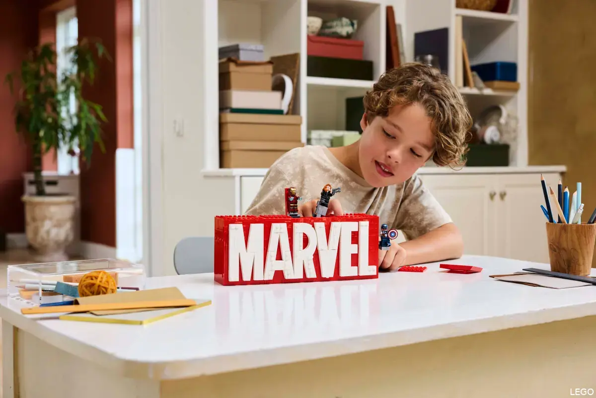 lego marvel logo