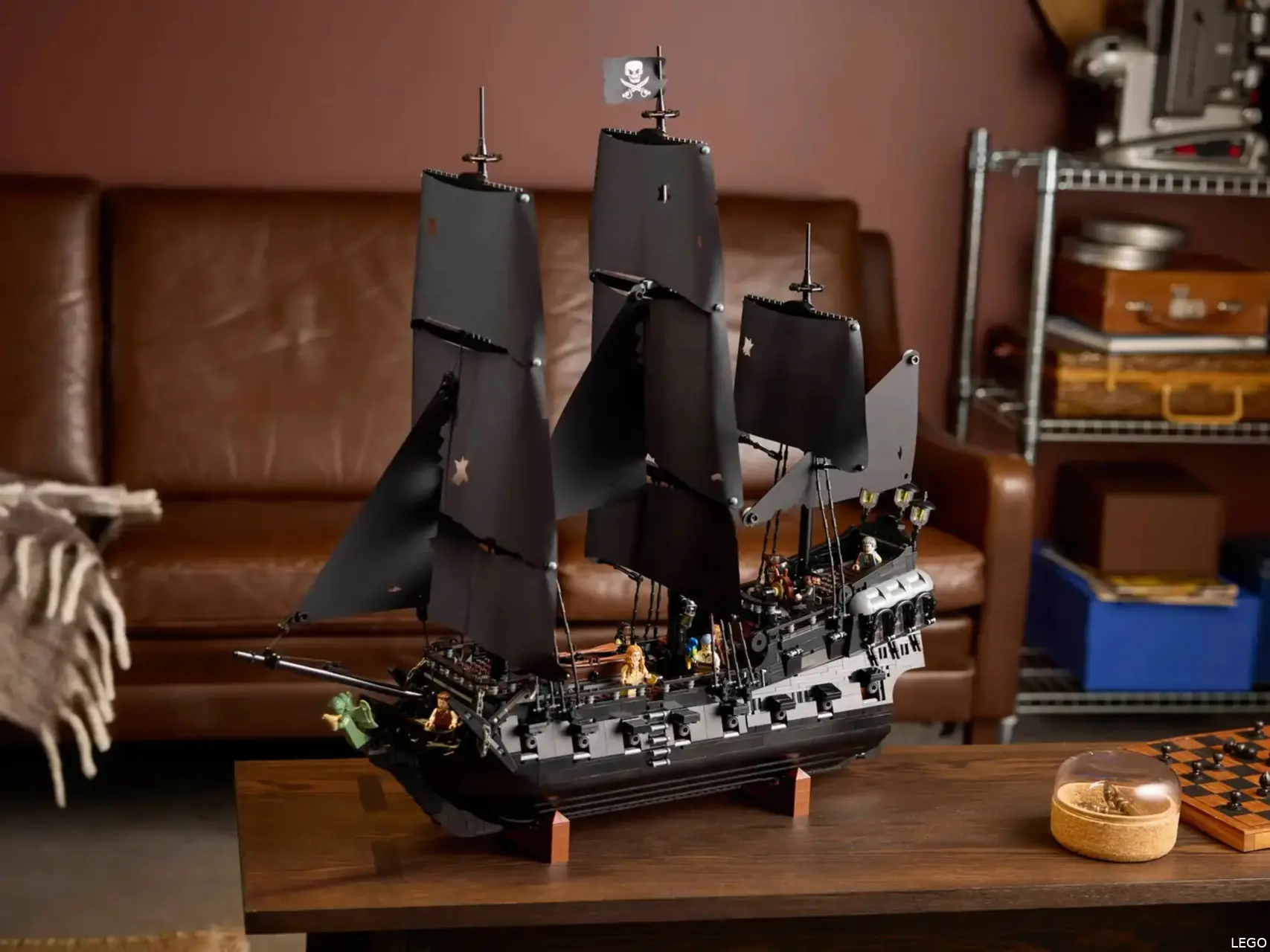 LEGO Icons Piratenschip van Captain Jack Sparrow 10365