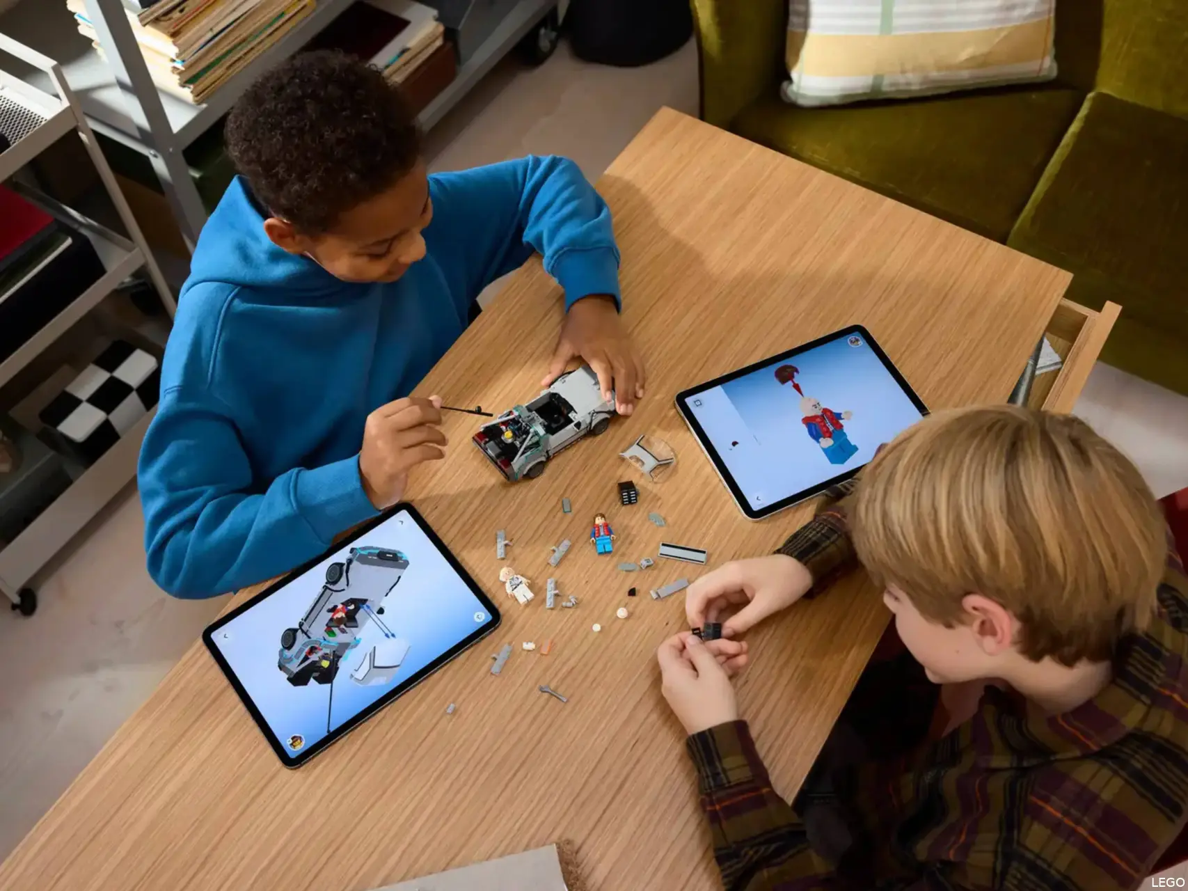 LEGO Deloran Speed Champions (1)