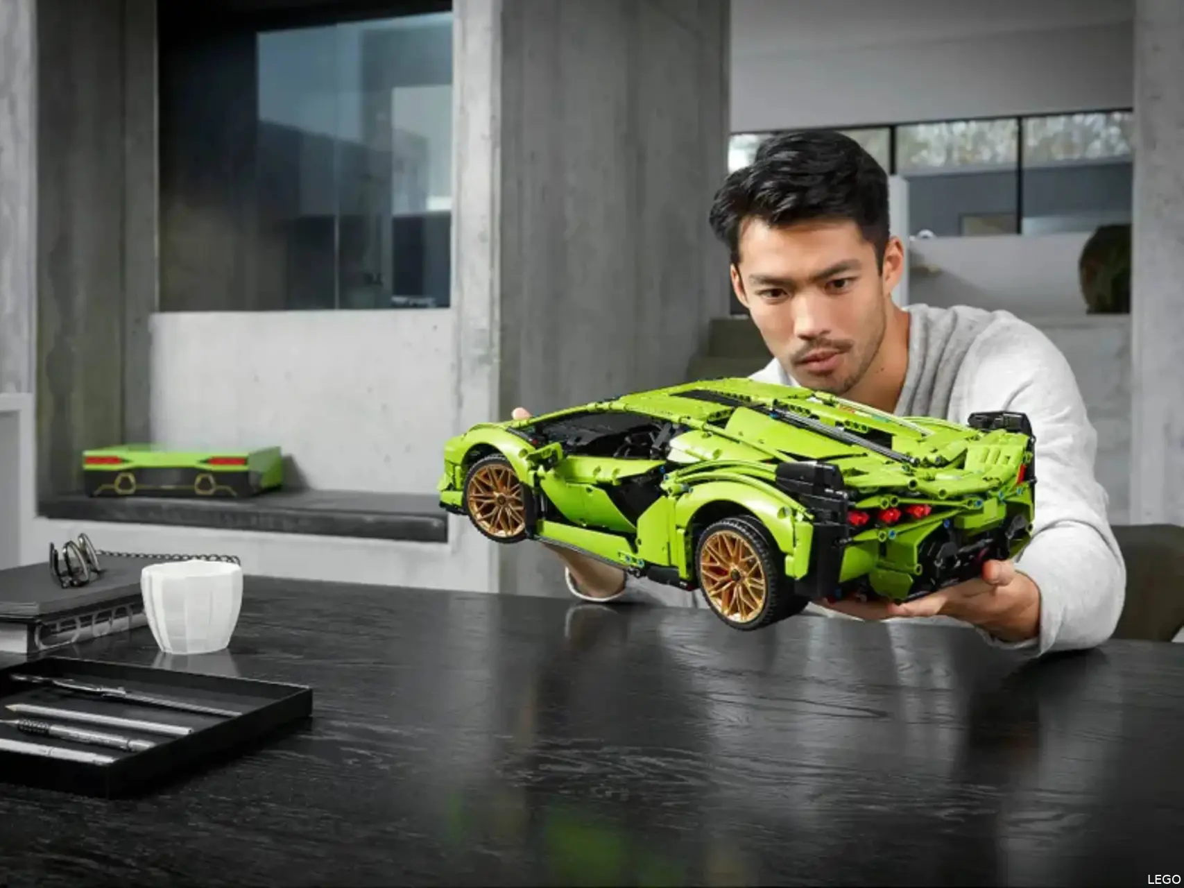 LEGO TEchnic Lamborghini Sian