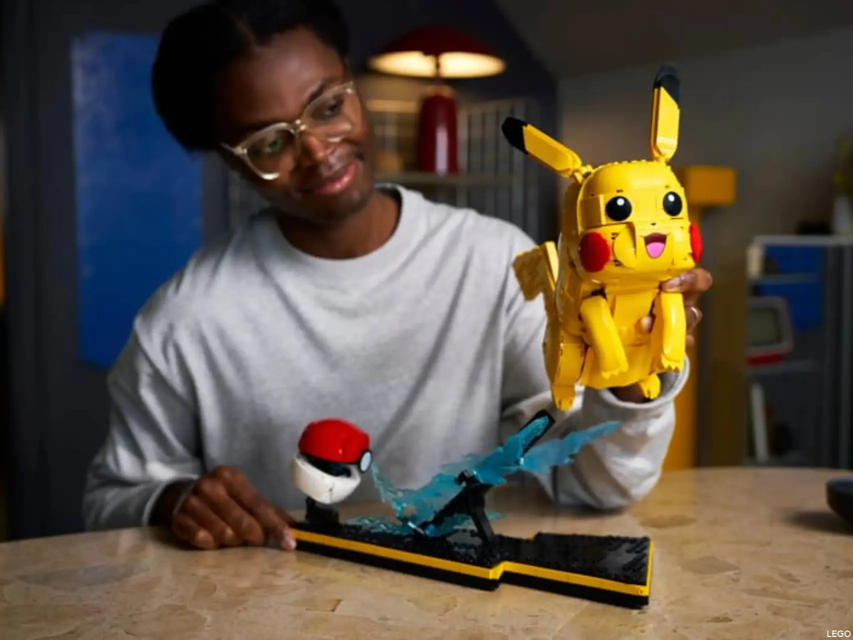 LEGO pokemon Pikachu en Pokeball