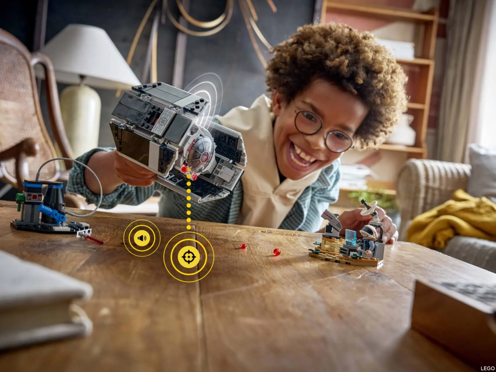 LEGO SMART PLay Darth Vaders TIE Fighter (1)