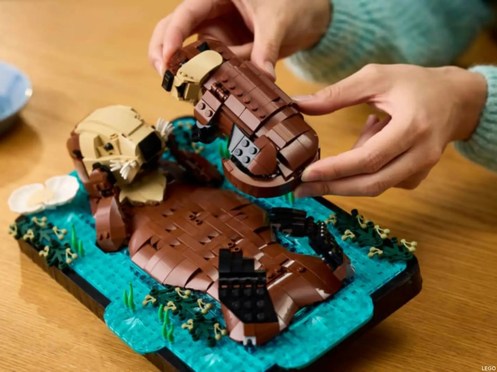 LEGo Ideas Floating Sea Otters (2)