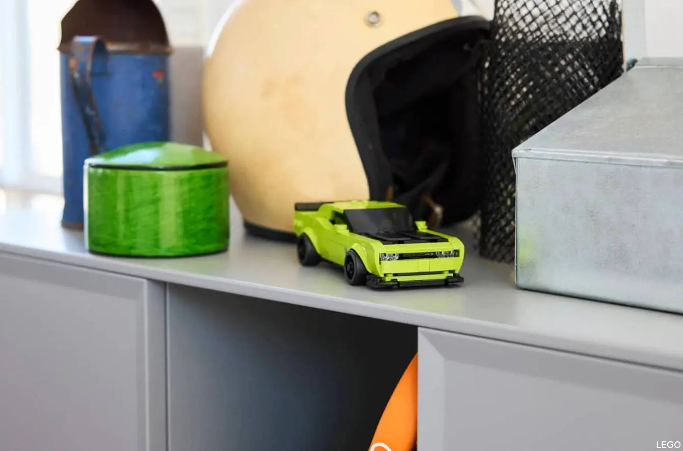 LEGO Dodge Challenger SRT Hellcat sportauto