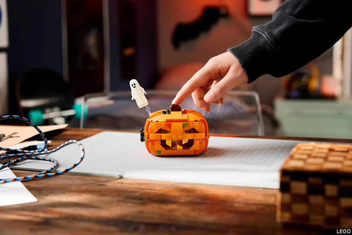 LEGO Halloween Pumpkin Lantern