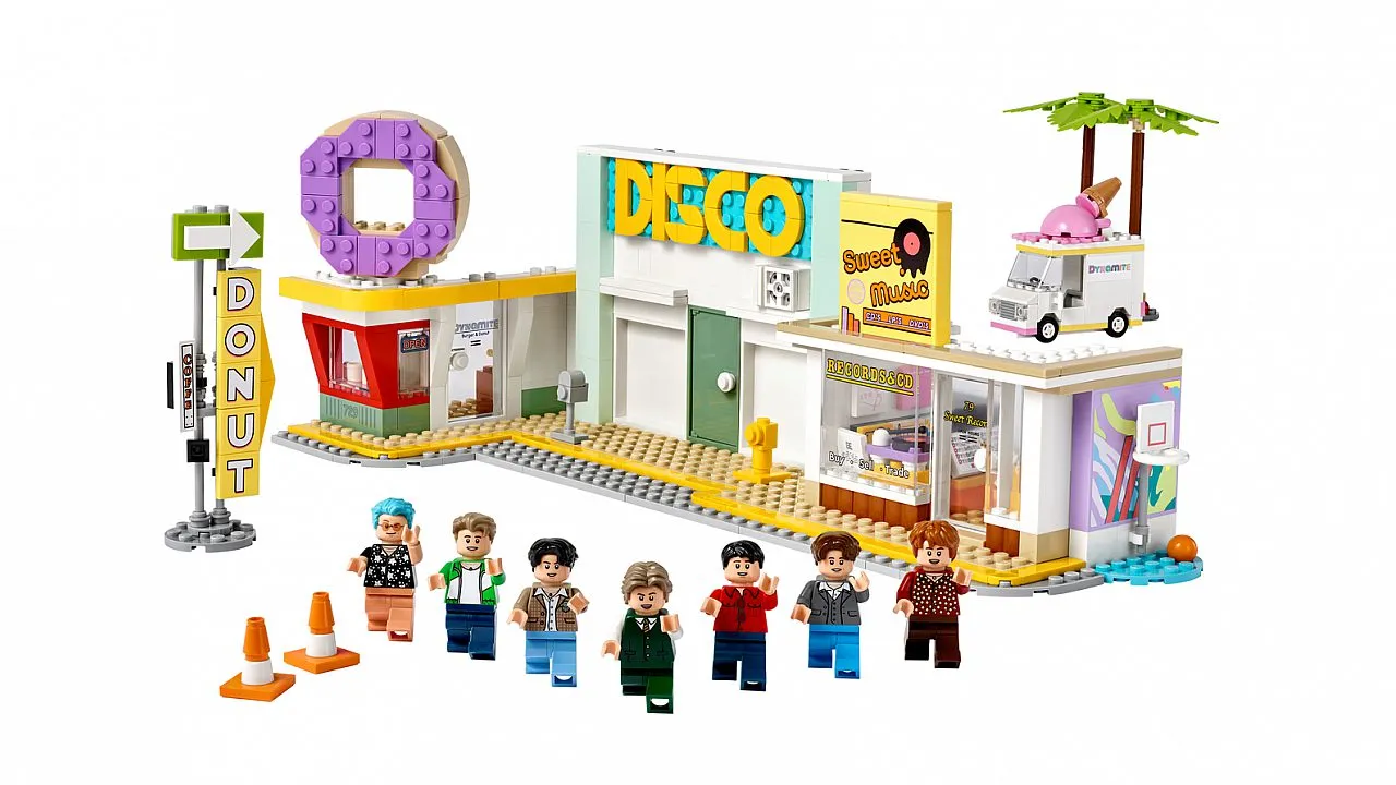 lego bts dynamitef1676558608