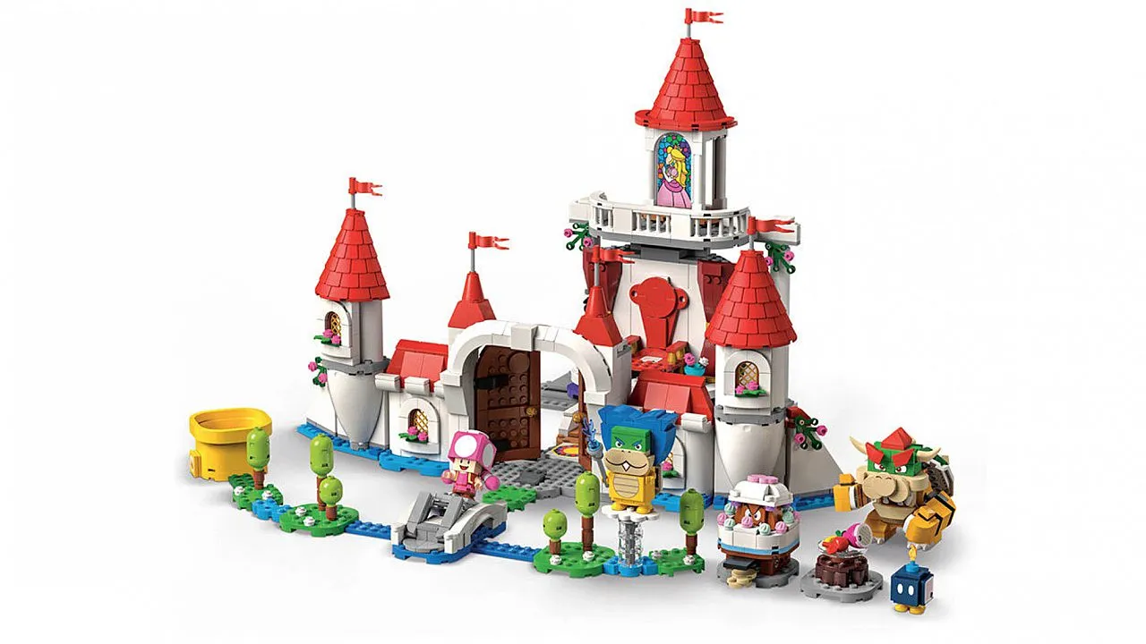 princess peach castle lego set screenshotf1646999282