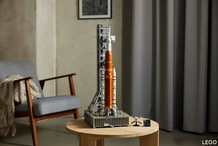 lego nasa artemis raket