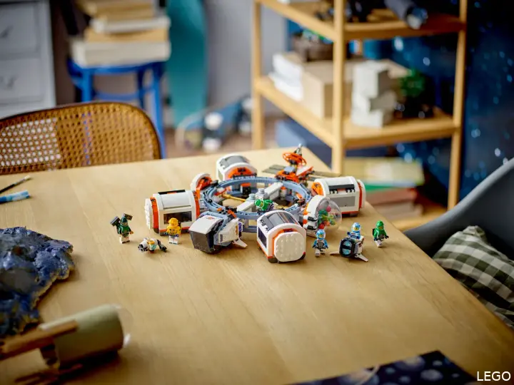 lego city ruimtestation