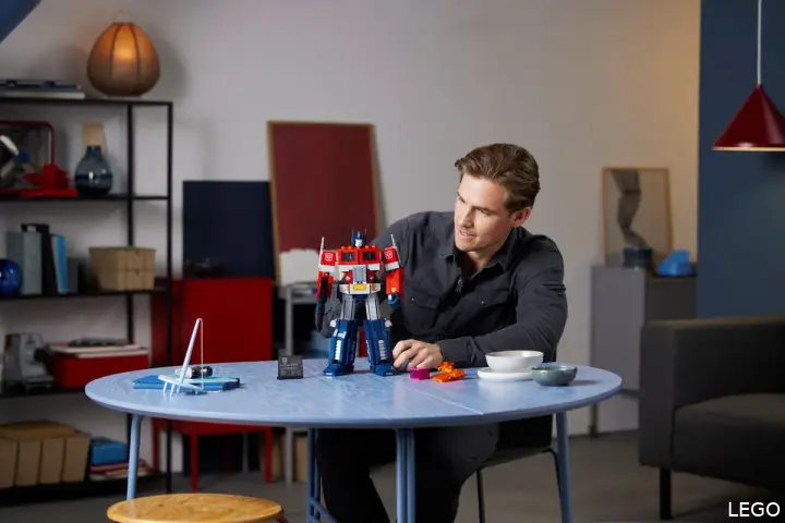 lego optimus prime