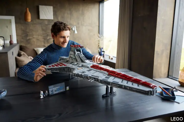 lego ucs venator